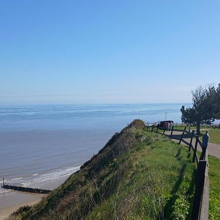 Ocean View 95 Hotel Trimingham Ngoại thất bức ảnh